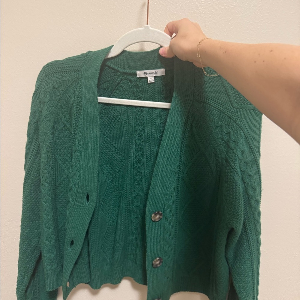 Madewell Cable-Knit Cropped Cardigan in Varsity Green